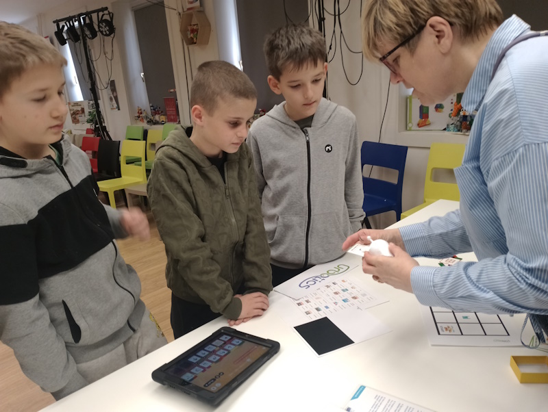 Robotika kaland: Szakmai nap az Abacusan Stúdióban – 4. kép